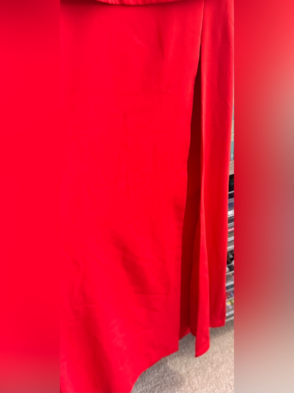 BCBGMaxAzria Kiara BT Poppy Red Evening Gown, Size 6..Peplum, Slit, Cut-out - Picture 11 of 11